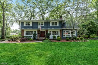 119 Buckingham Dr, Ramsey, NJ 07446