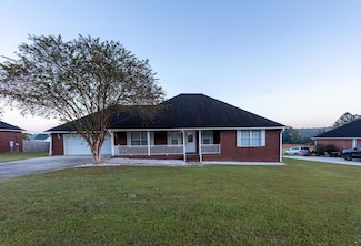 154 Willow Ridge Cir, Thomasville, GA 31757