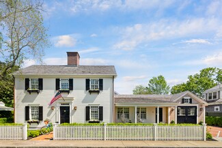 55 N Summer St, Edgartown, MA 02539