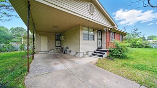 3981 Hammett Dr, Memphis, TN 38109