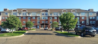 649 Old Highway 8 NW Unit 227, New Brighton, MN 55112