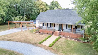 2085 Goode Rd, Goode, VA 24556