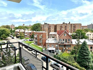 67-50 Thornton Place Unit 4D, Forest Hills, NY 11375