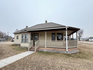 203 E Sapp St, Wilcox, NE 68982