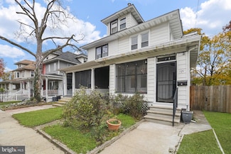 121 Parker Place, Trenton, NJ 08609