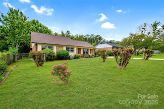 1222 Glenarden Dr, Rock Hill, SC 29730