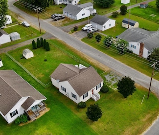 701 Lewis St, Tappahannock, VA 22560