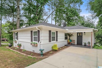4737 Bankhead Ct, Irondale, AL 35210
