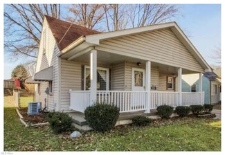 383 Poland Ave, Struthers, OH 44471