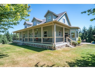 173 Twins Ln, Castle Rock, WA 98611