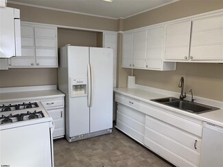 1 Haines Ave, Linwood, NJ 08221