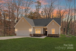 3318 Saint Evans Rd, Charlotte, NC 28214