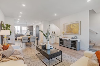 1040 Darwin Terrace Unit 4, Sunnyvale, CA 94085