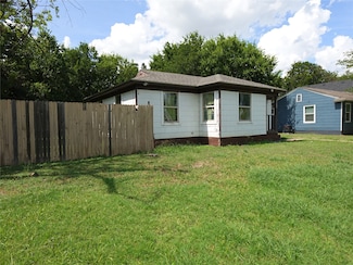 4912 Almena Rd, River Oaks, TX 76114