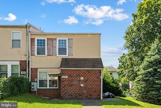 9427 Fairgreen Ln, Philadelphia, PA 19114