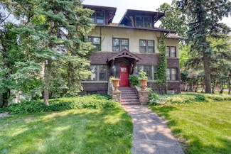 1222 9th St S, Fargo, ND 58103