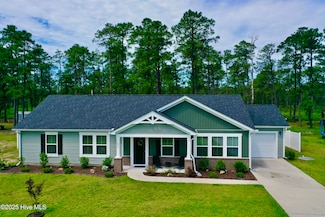 890 Golfview Rd, Boiling Spring Lakes, NC 28461