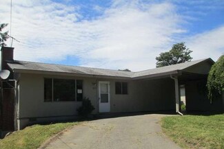 8335 43rd Ave S, Seattle, WA 98118
