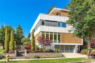 5802 43rd Ave NE, Seattle, WA 98105