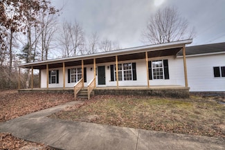 83 Venus Dr, Waynesboro, VA 22980