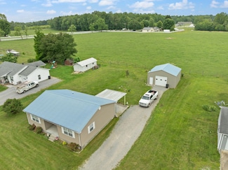 117 Autumn Dr, Russell Springs, KY 42642