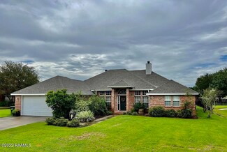 704 Pintail Ln, New Iberia, LA 70560