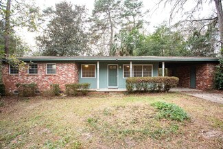 2042 Wahalaw Nene, Tallahassee, FL 32301