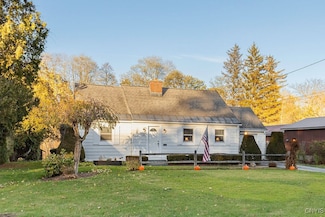 7670 Maple Rd, Baldwinsville, NY 13027