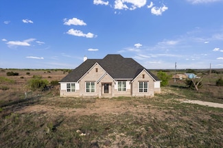 1208 County Rd, Lampasas, TX 76550