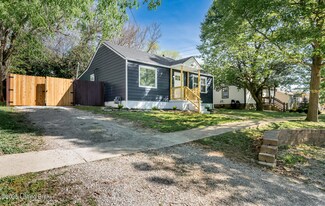 408 E Washington St, La Grange, KY 40031