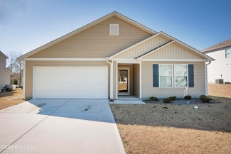 102 Zachary Ln, Tarboro, NC 27886