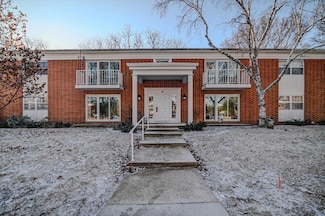 6 Heritage Cir Unit 4, Madison, WI 53711
