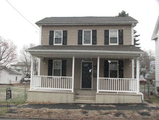 113 Center St, Danville, PA 17821
