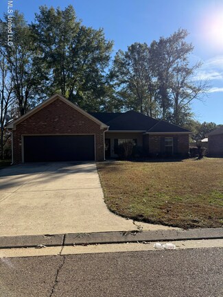 133 Northgate Dr, Canton, MS 39046