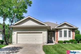 912 S 177th Cir, Omaha, NE 68118