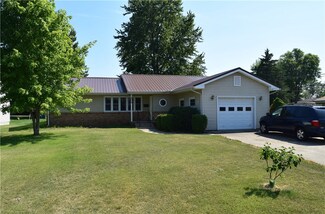 208 W Missouri St, Oblong, IL 62449