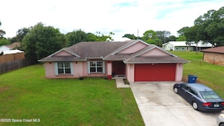 816 Hawser St NE, Palm Bay, FL 32907