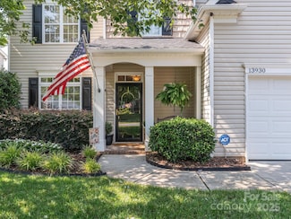 13930 Daltrey Ln, Charlotte, NC 28277