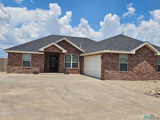 2214 Boxwood Cir, Portales, NM 88130