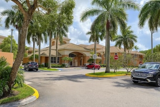 6952 SW 39th St Unit C204, Davie, FL 33314