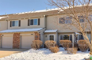 8610 Ep True Pkwy Unit 2003, West Des Moines, IA 50266