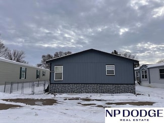 12337 Rose Dr, Blair, NE 68008