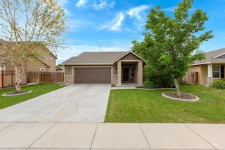 10615 Pipevine Dr, Nampa, ID 83687