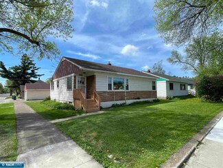 201 W 3rd Ave, Keewatin, MN 55753