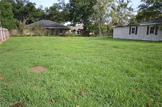 247 Murray Hill Dr, Destrehan, LA 70047