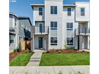 3665 SE Nebula Ln, Hillsboro, OR 97123
