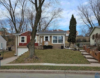 1807 W 25th St, Sioux City, IA 51103