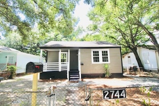 2744 E Surrey Dr, North Charleston, SC 29405