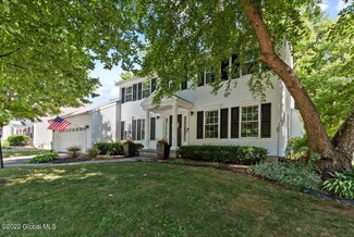 213 S Springhurst Dr, East Greenbush, NY 12061