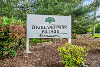 65 Jimal Dr, Middletown, NY 10940